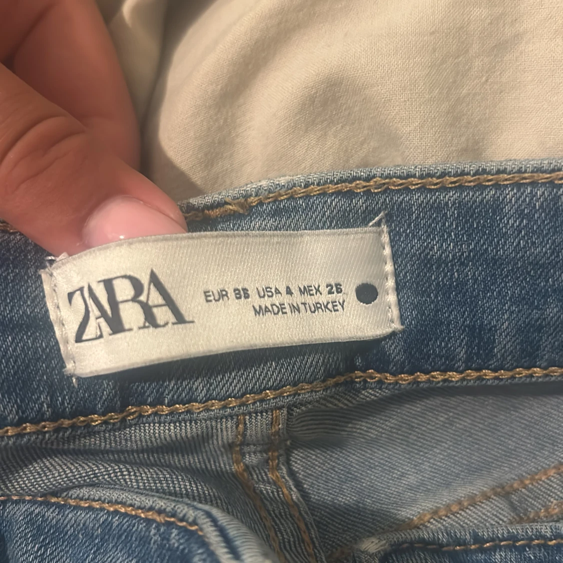 Blå jeans från Zara, storlek 36 - 1