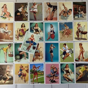 25 st pinup klistermärken  - Vattentåliga klistermärken som inte bleknar. Lätta att av, inga rester. (125)