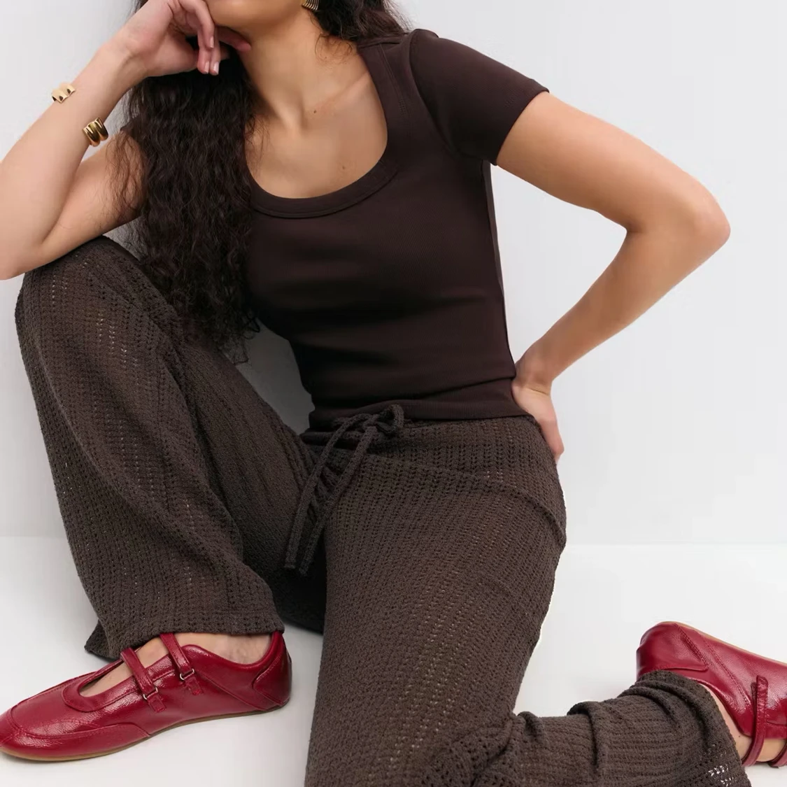 Bruna virkade byxor med snörning - 2