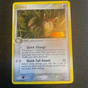 Furret - Samlarkort från Pokémon-serien: Furret från ex Team Rocket Returns. Perfekt för dig som gillar Pokémon och vill utöka din samling med unika kort. Coolt motiv och klassisk design – ett måste för fans och samlare!