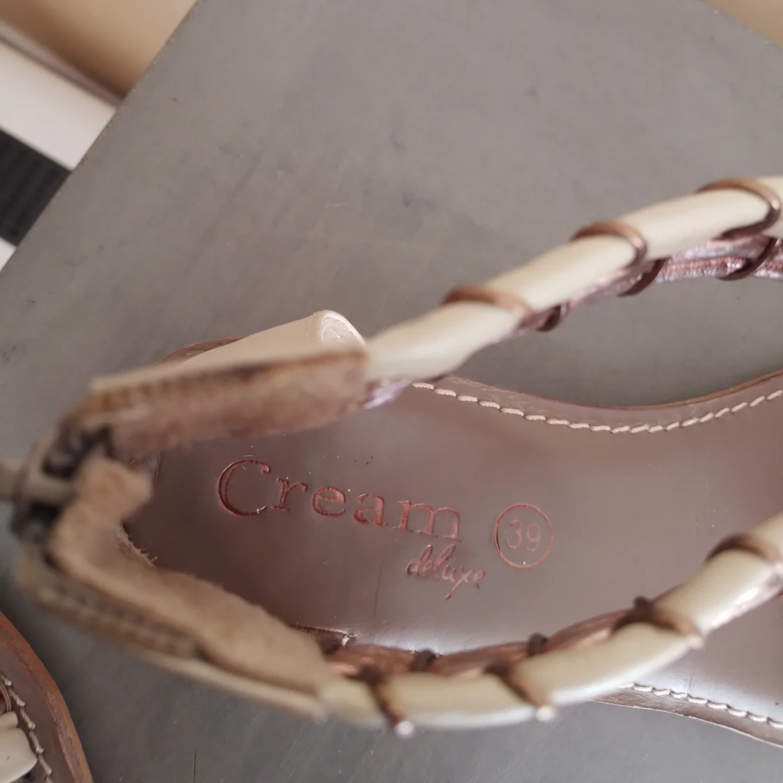 Beige och brons sandaler Cream Deluxe - 4