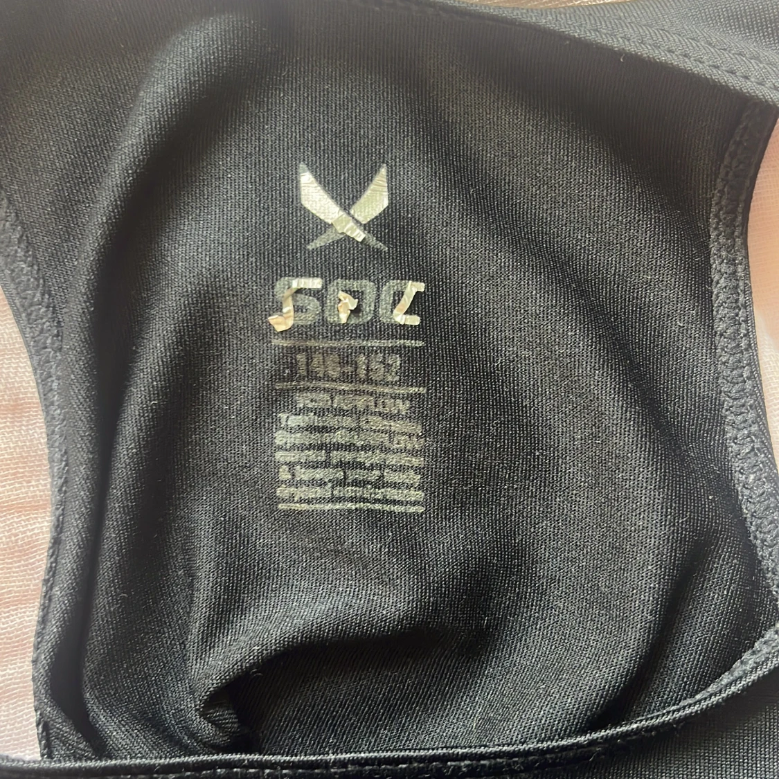 Svart linnetopp från SOC - 2