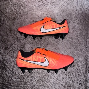 Nike Phantom Venom elite sg new - 10/10 condition brand new! Including box and bag!