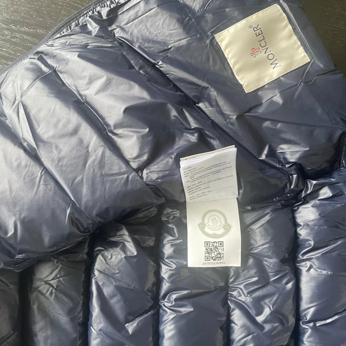 Mörkblå dunväst från Moncler - 2