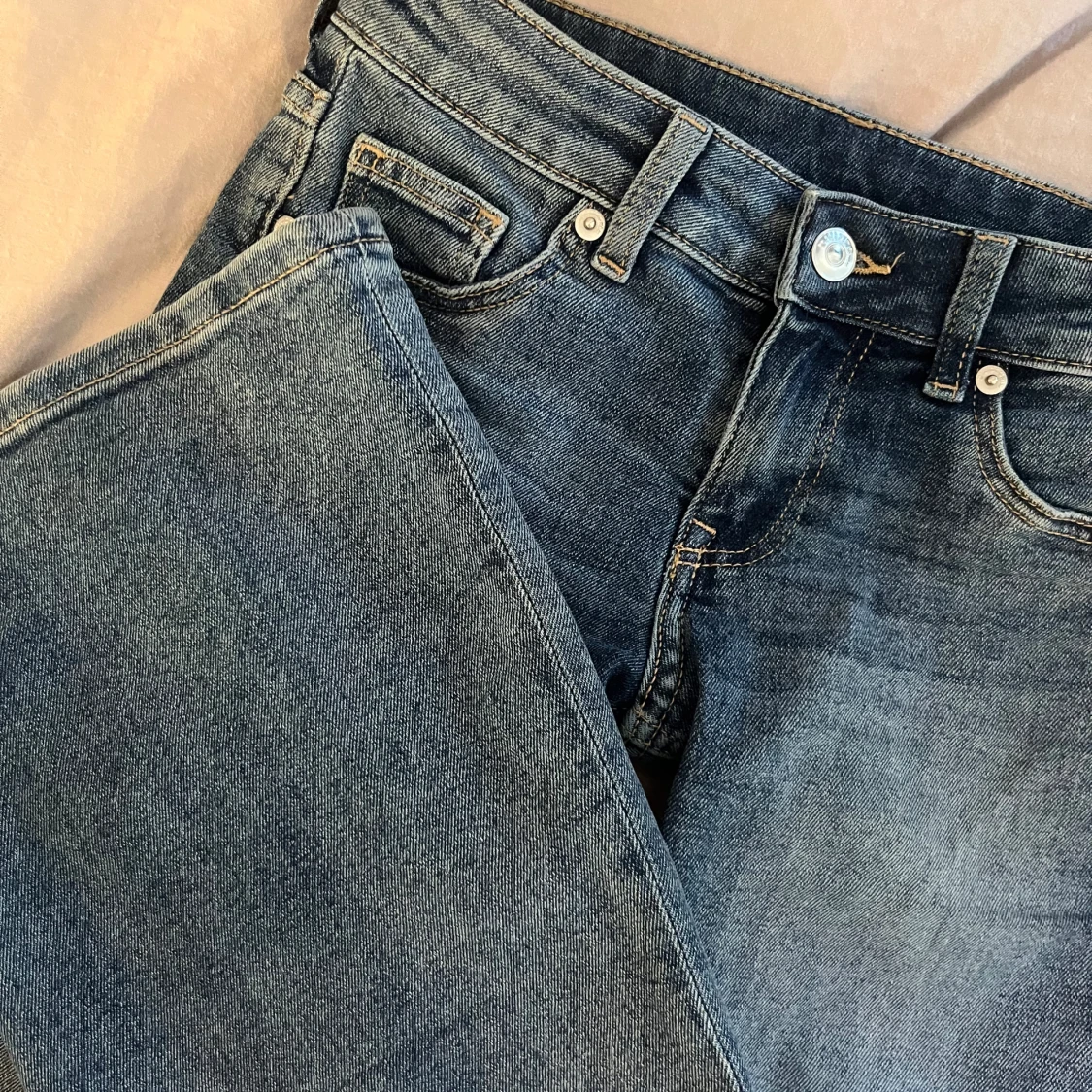 Blå bootcut jeans med låg midja - 3