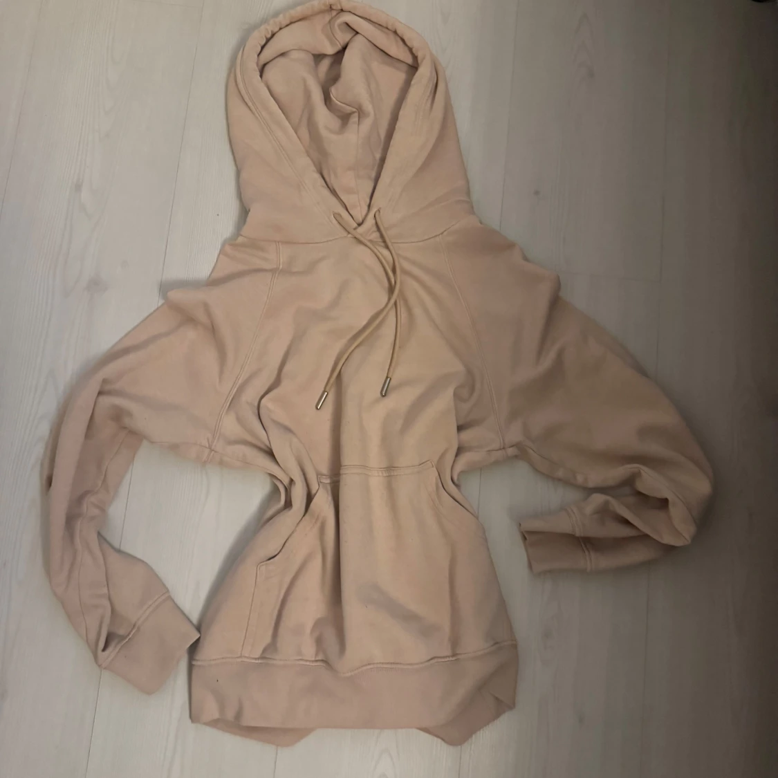 Beige hoodie från HM Basics