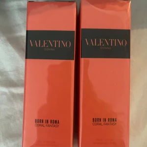 Valentino Donna Born in Roma Coral Fantasy - En för 350kr, 2 för 600. En är 15ml