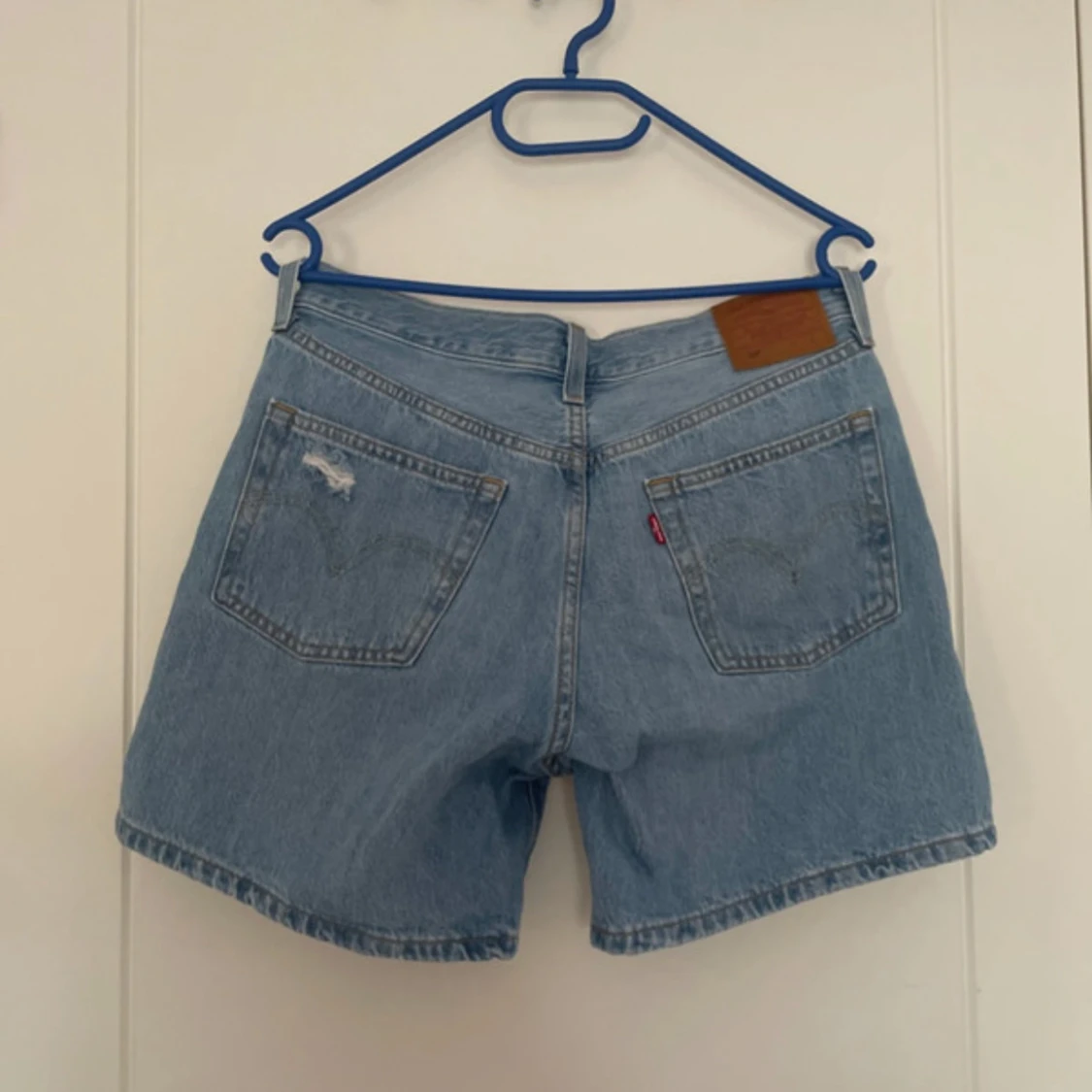 Blå jeansshorts från Levi's