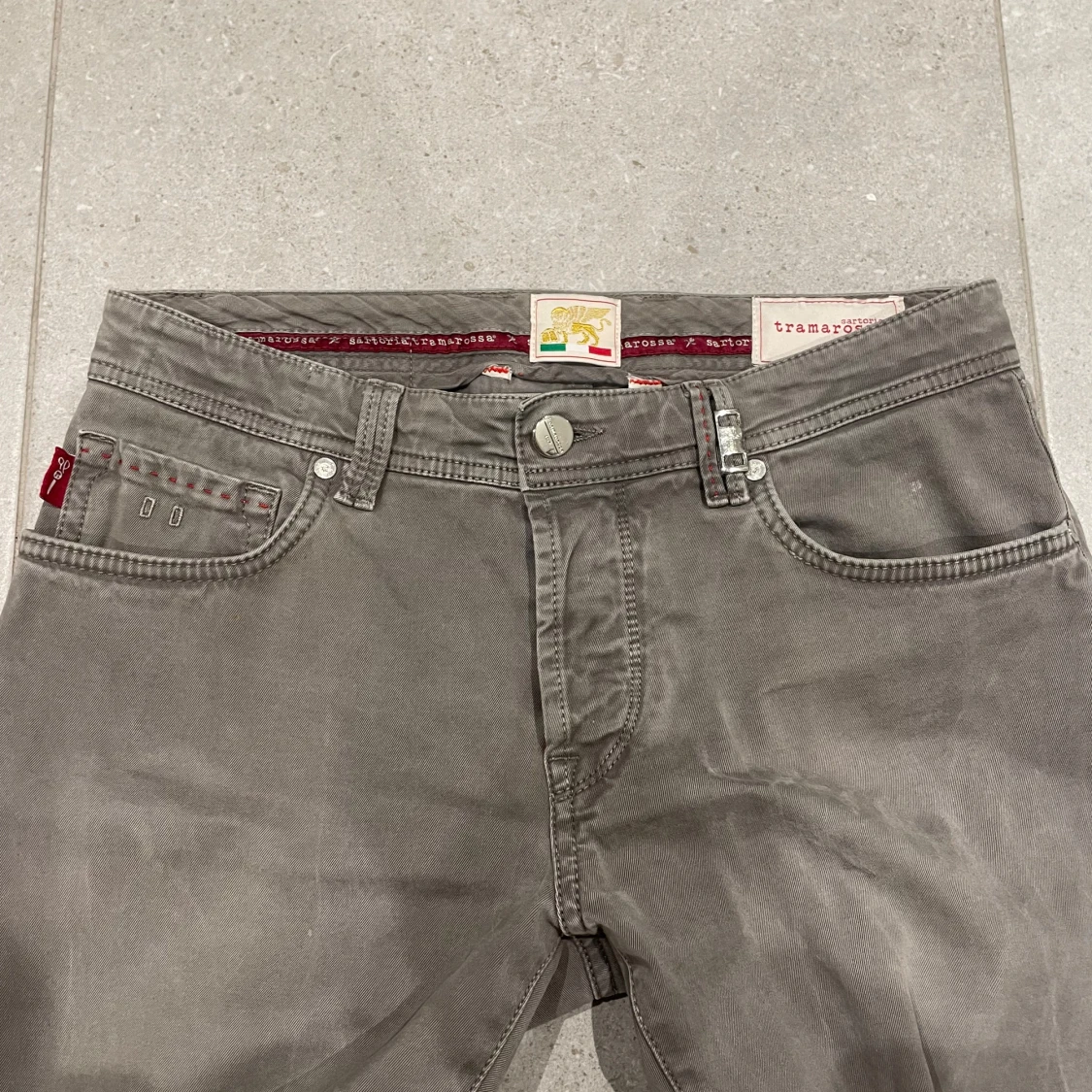 Grå byxor från Tramarossa