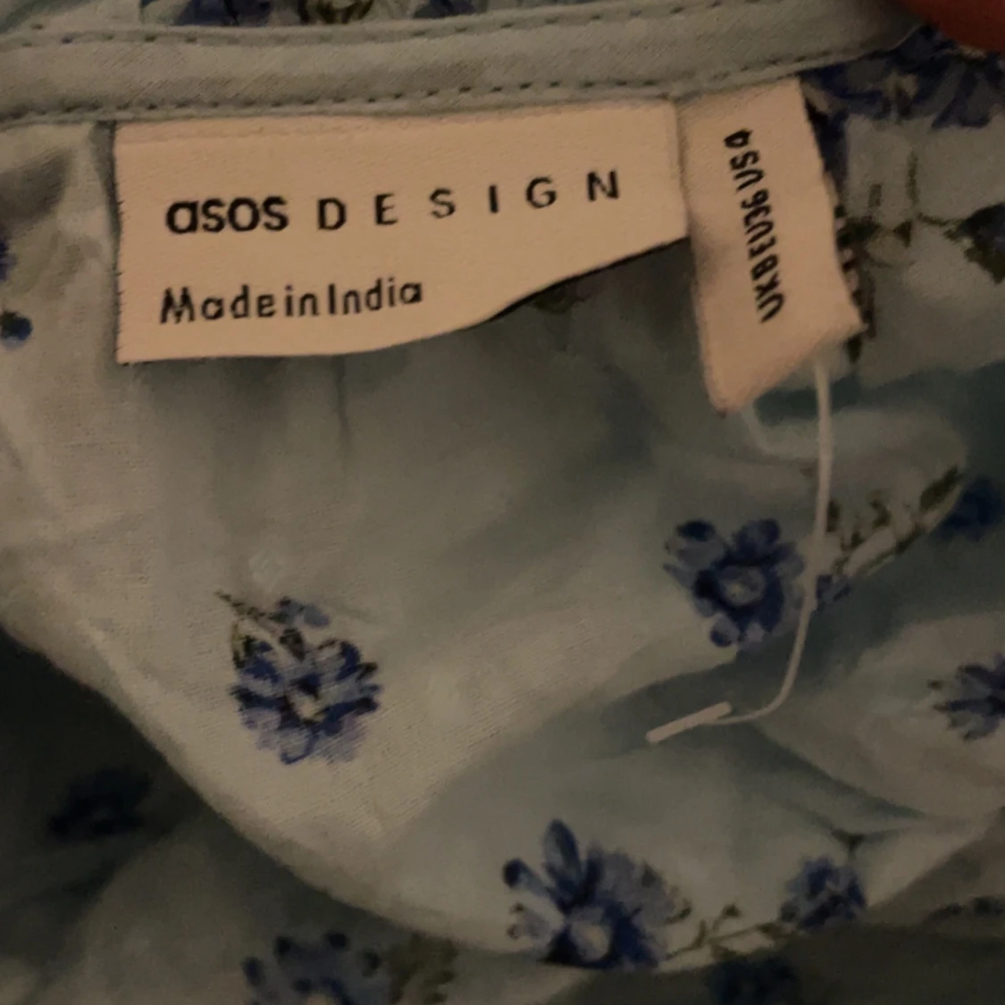 Oanvänd blommig babyblå sommar blus - 4