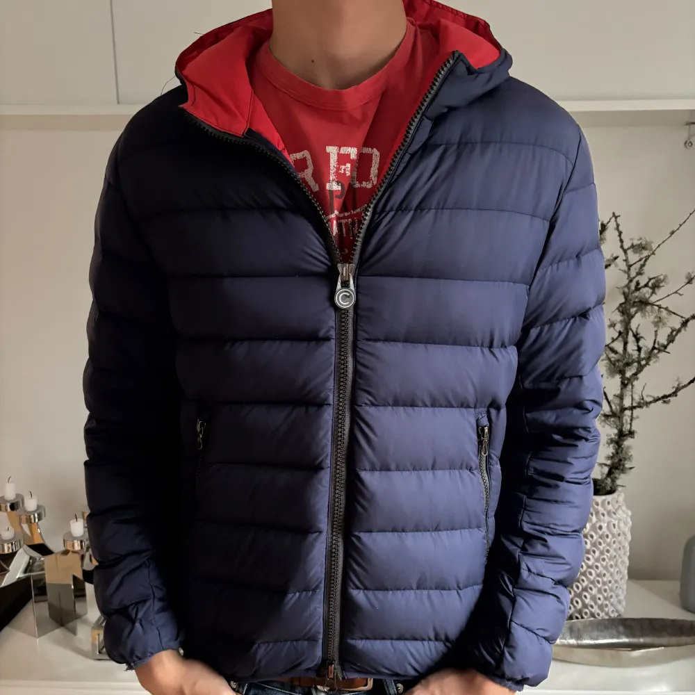 Colmar jacka herr - Storlek: S men passar mig som har M - modell är 185 väger 68 kg - fraktar spårbart eller möts upp i Täby📍. Takit.