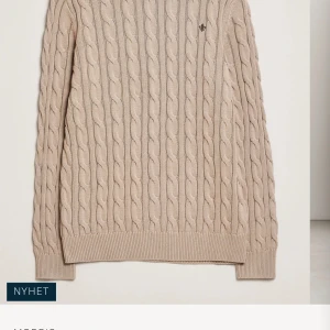 Morris Tröja - Köpt för 1599 på design only. Knappt använd så riktigt bra skick och riktigt snygg / stilren tröja.