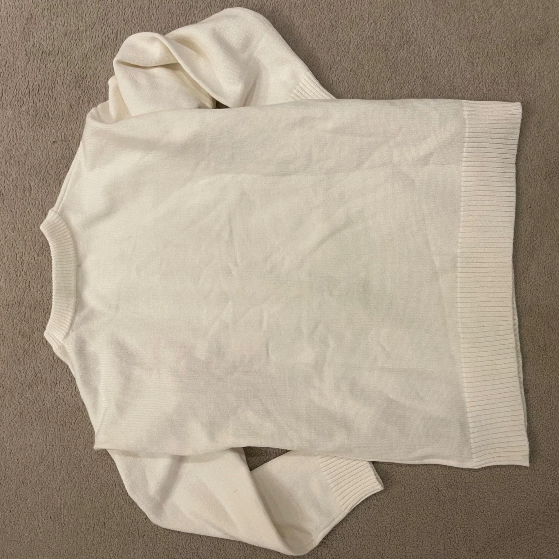 Vit stickad tröja från Ami - 3