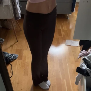 Bruna tights - Bruna vika ner tights, nya med prislappen kvar