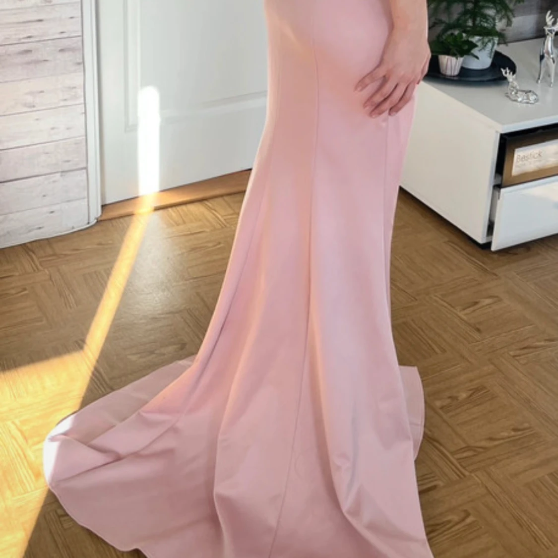 Ljusrosa balklänning från Goddiva - 1