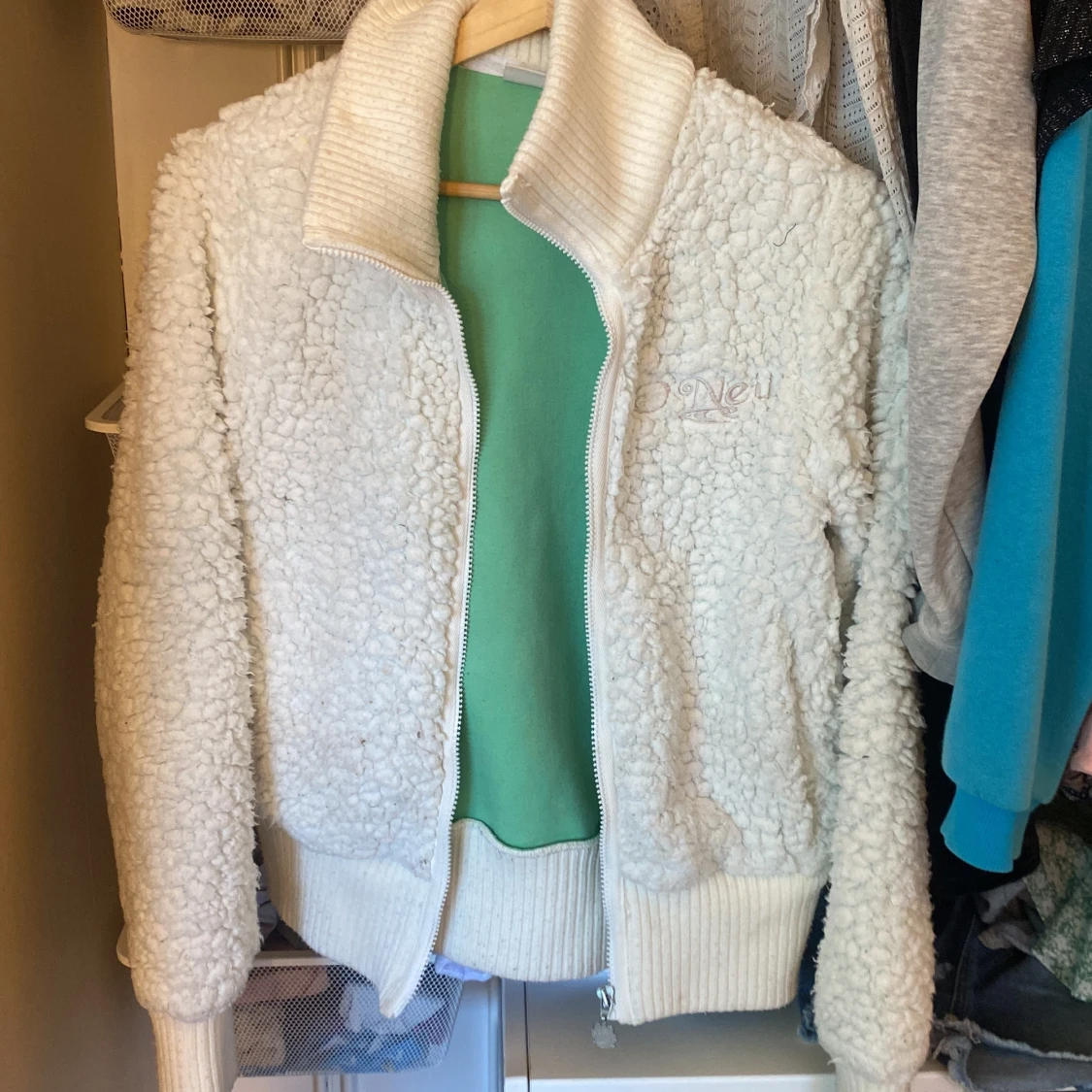 Vit teddyjacka från O'Neill