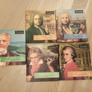 5st "klassiska kompositörer" CD-skivor - Säljer dessa fem CD skivor med verk av olika kompositörer. Köp som paket🌟 Alla skivor fungerar utmärkt!