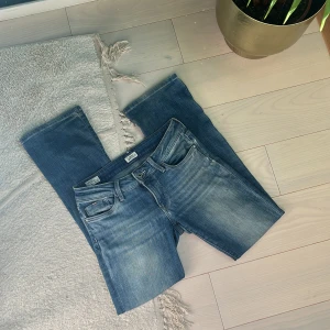 Lågmidjade jeans  - Lågmidjade jeans från PepeJeans