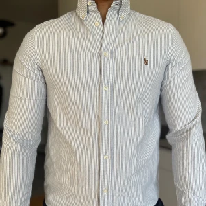 Ralph Lauren Skjorta - Storlek M.  Skick 9/10, inga skador, defekter osv.