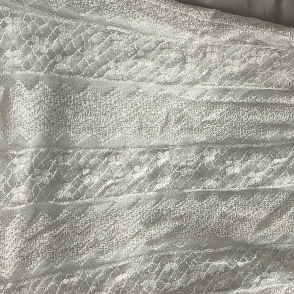 Vit spetsklänning - 1