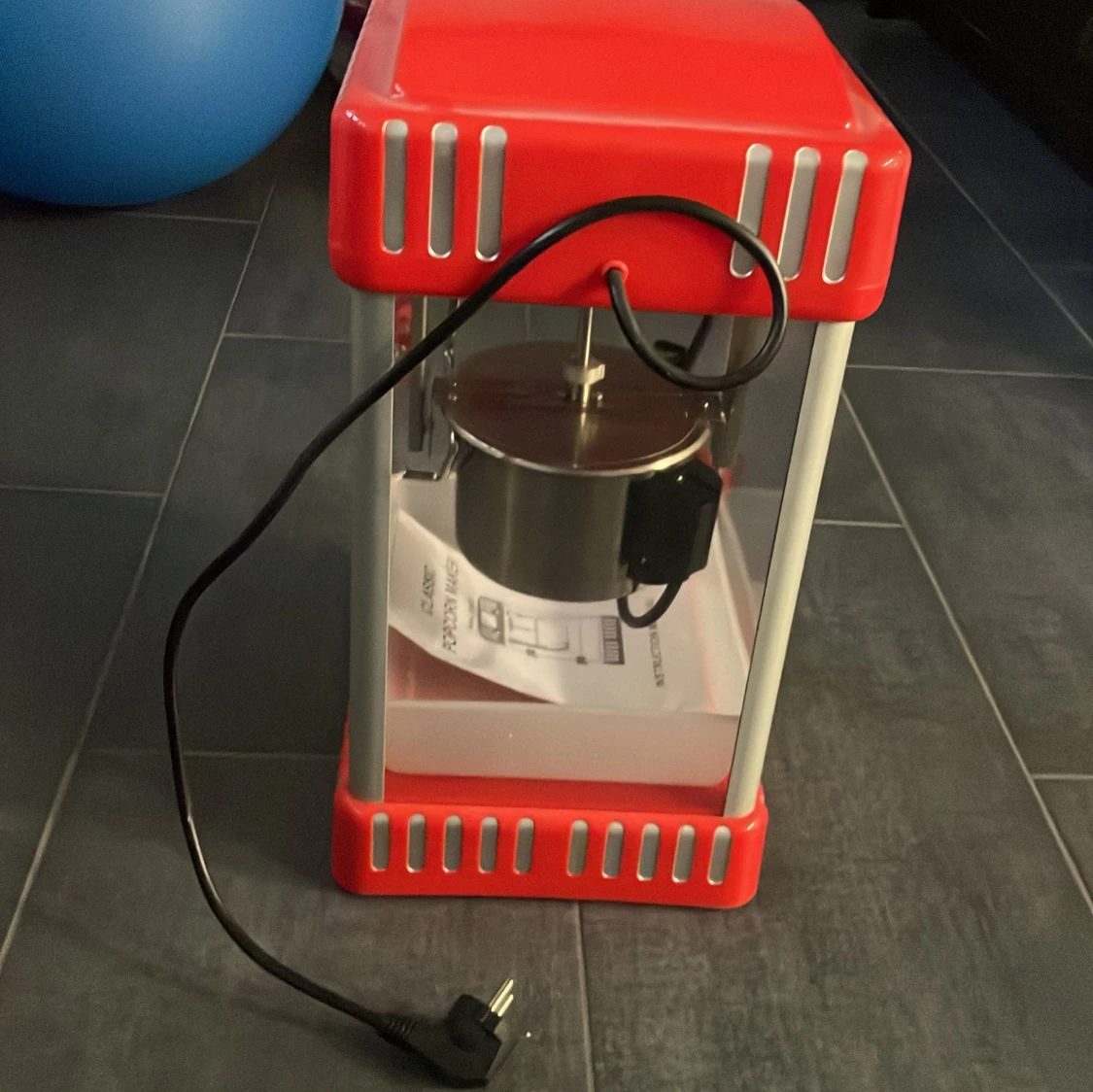 Classic Popcorn Maker - 1