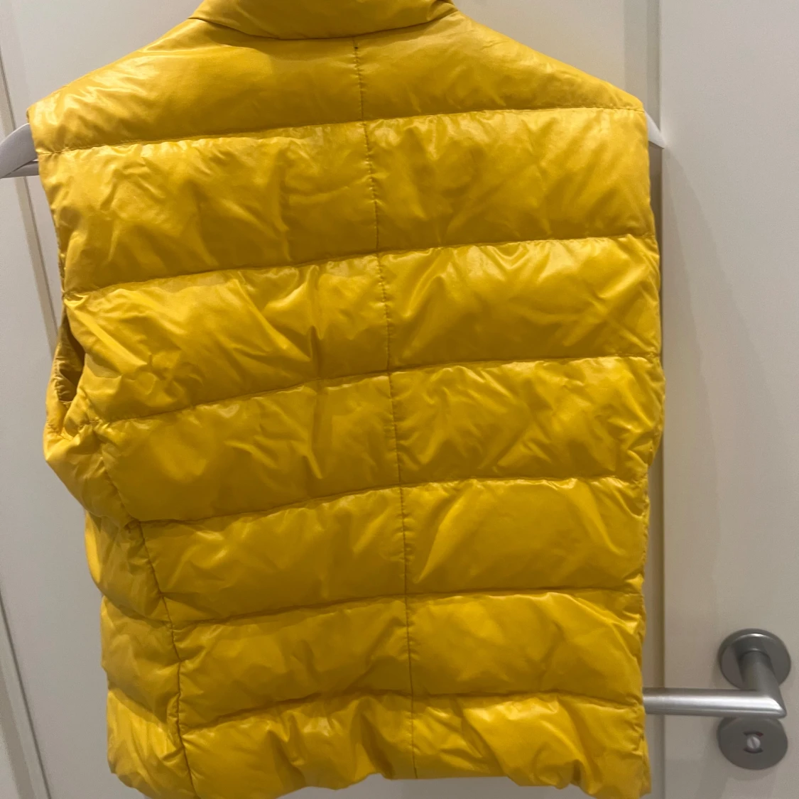 Moncler väst - 90