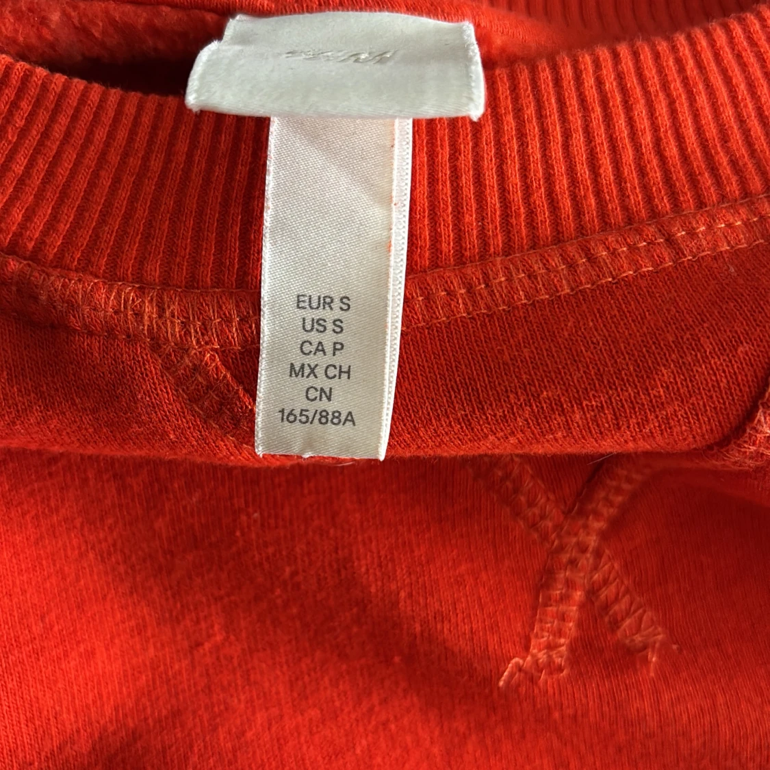 Orange sweatshirt med PARIS-tryck - 1