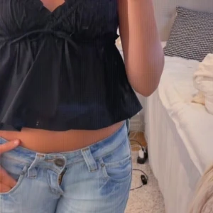 Low waisted Jeand - Jätte snygga jeans från Lee, köpta på vinted och endast använda en gång efter de❤️