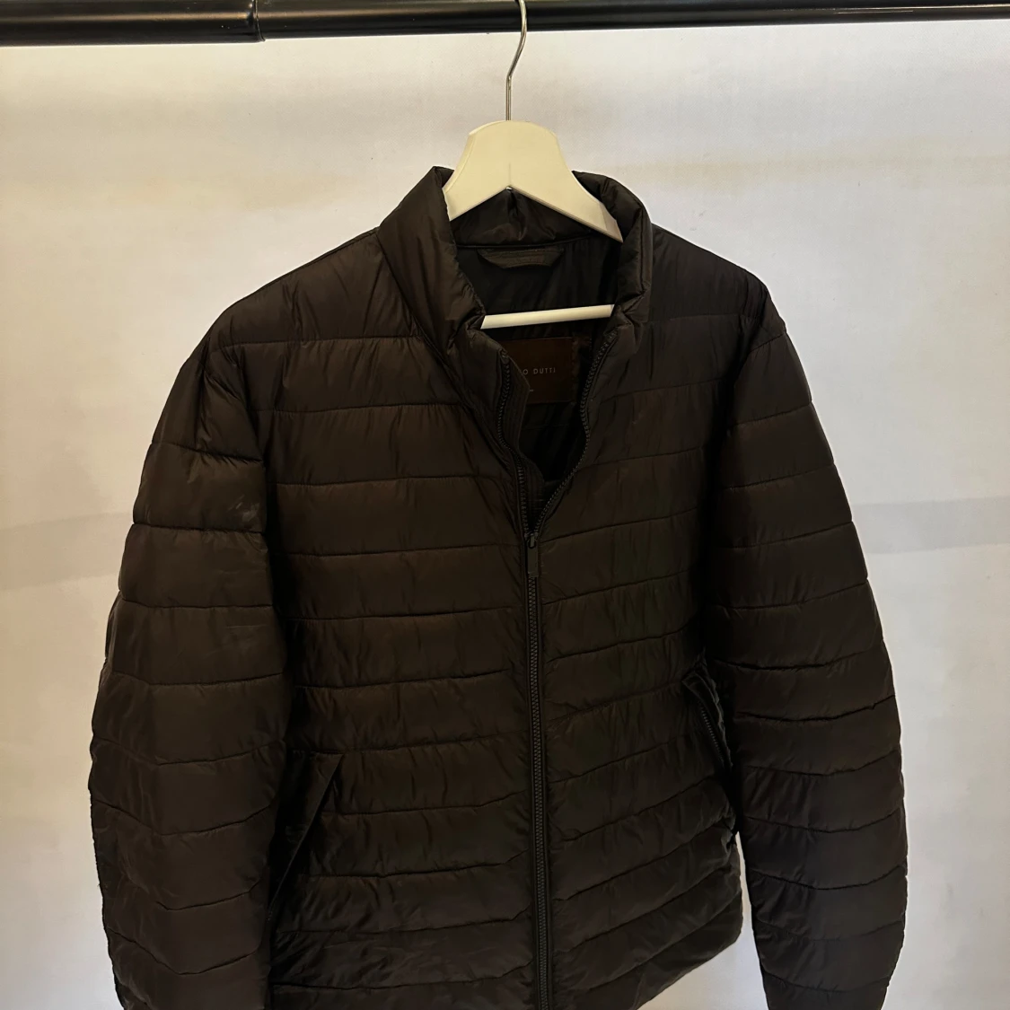 Svart dunjacka från Massimo Dutti