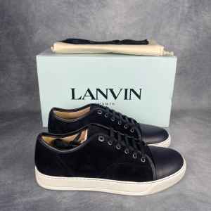 Lanvin DBB1 (HELT NYA) - Skick: 10/10 | Tillbehör: Allt OG | Nypris: +- 5200 SEK | Övrig information: Storleken är UK10, motsvarar 45..