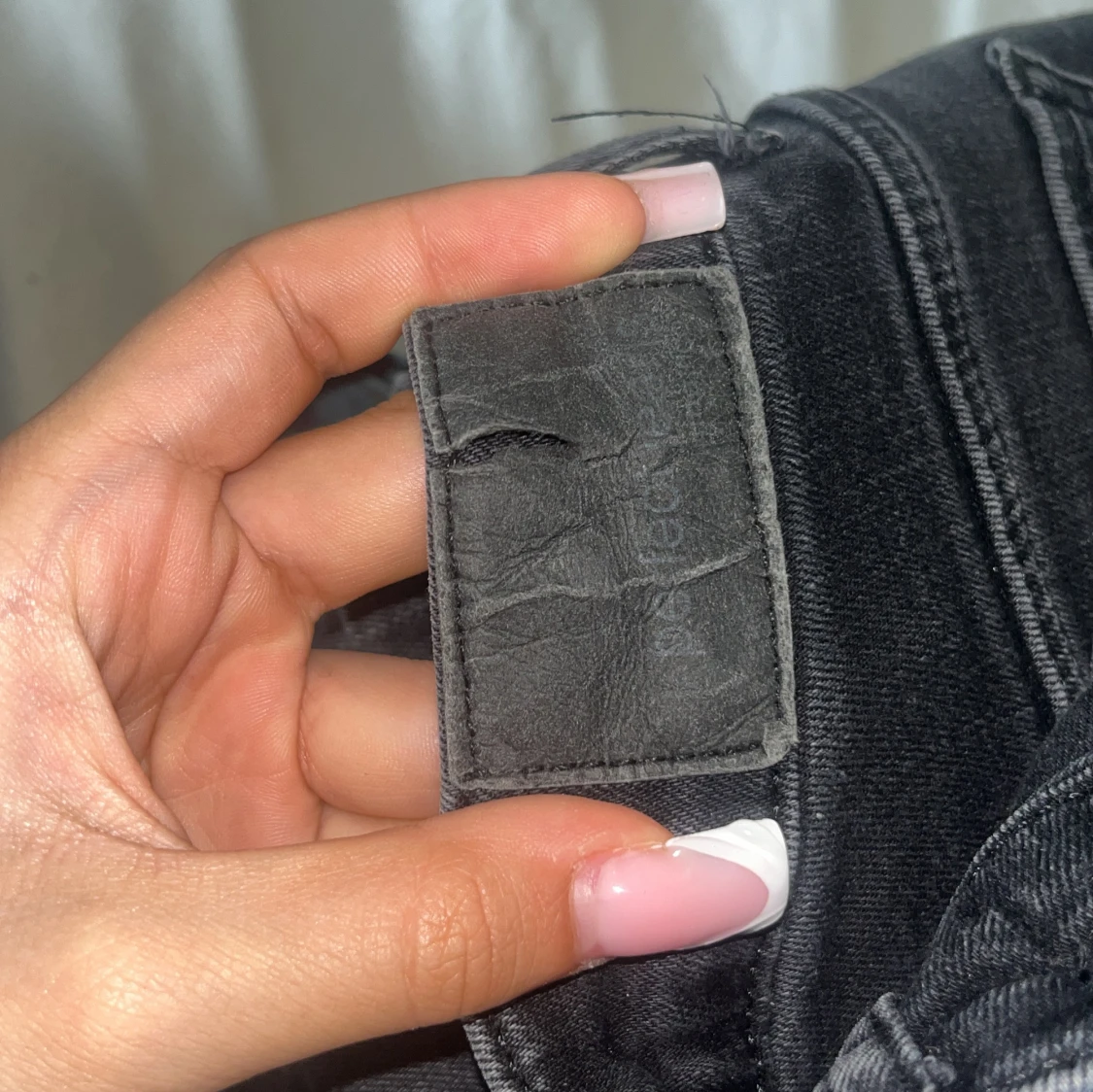 Svarta bootcut jeans från Gina Tricot - 3