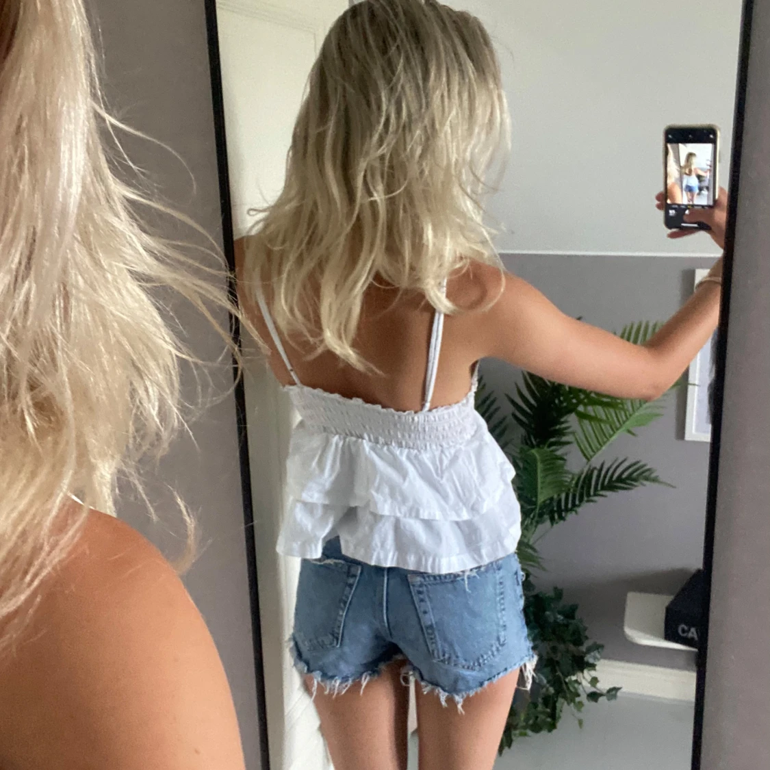 Egen sydd vit volangig linnetopp - 2