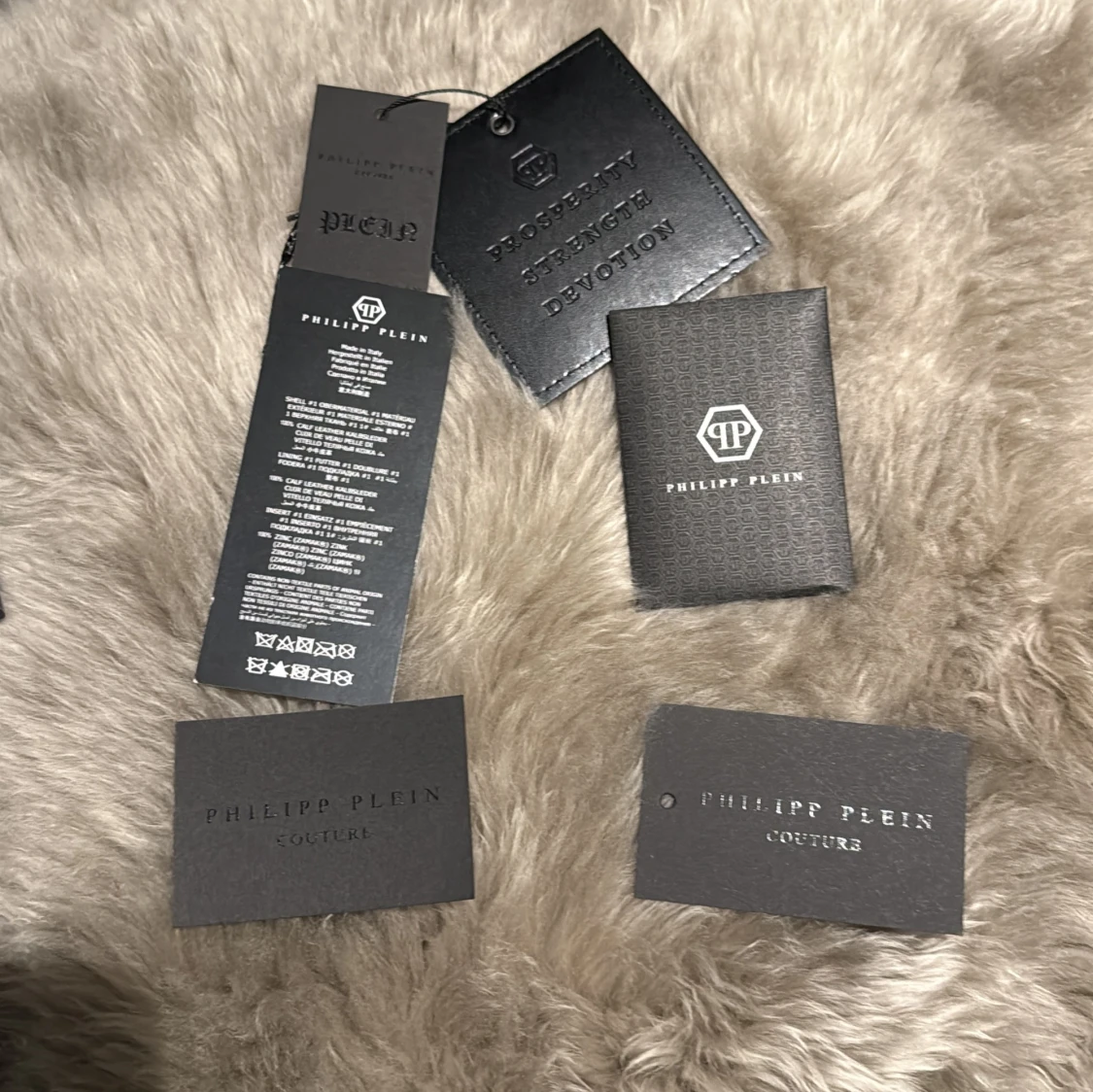 Svart bälte med dödskalle-spänne från Philipp Plein - 4