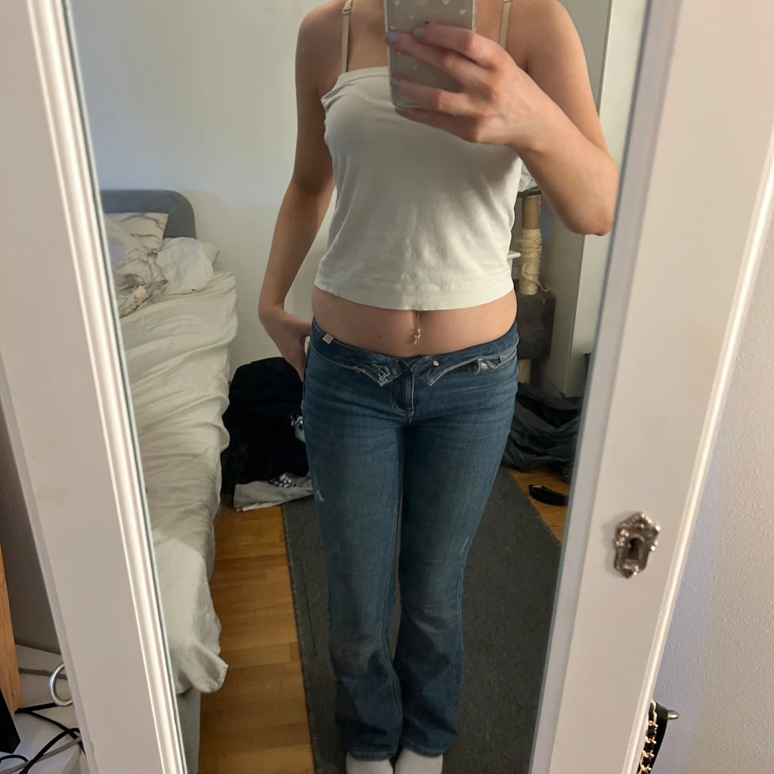 Blå jeans med bootcut - 2