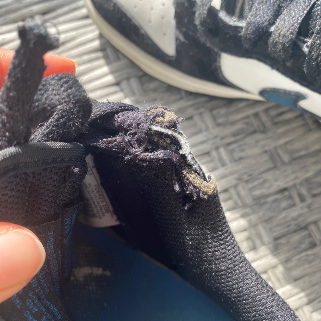 Nike Dunk i svart, vit och blå - 4