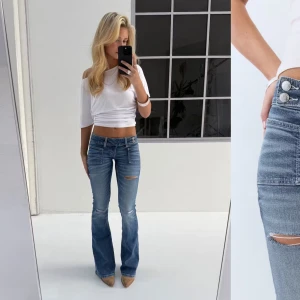 Blå bootcut jeans - Sjukt snygga helt slutsålda jeans från Gina 14+, aldrig andvända str M men är rätt små💘