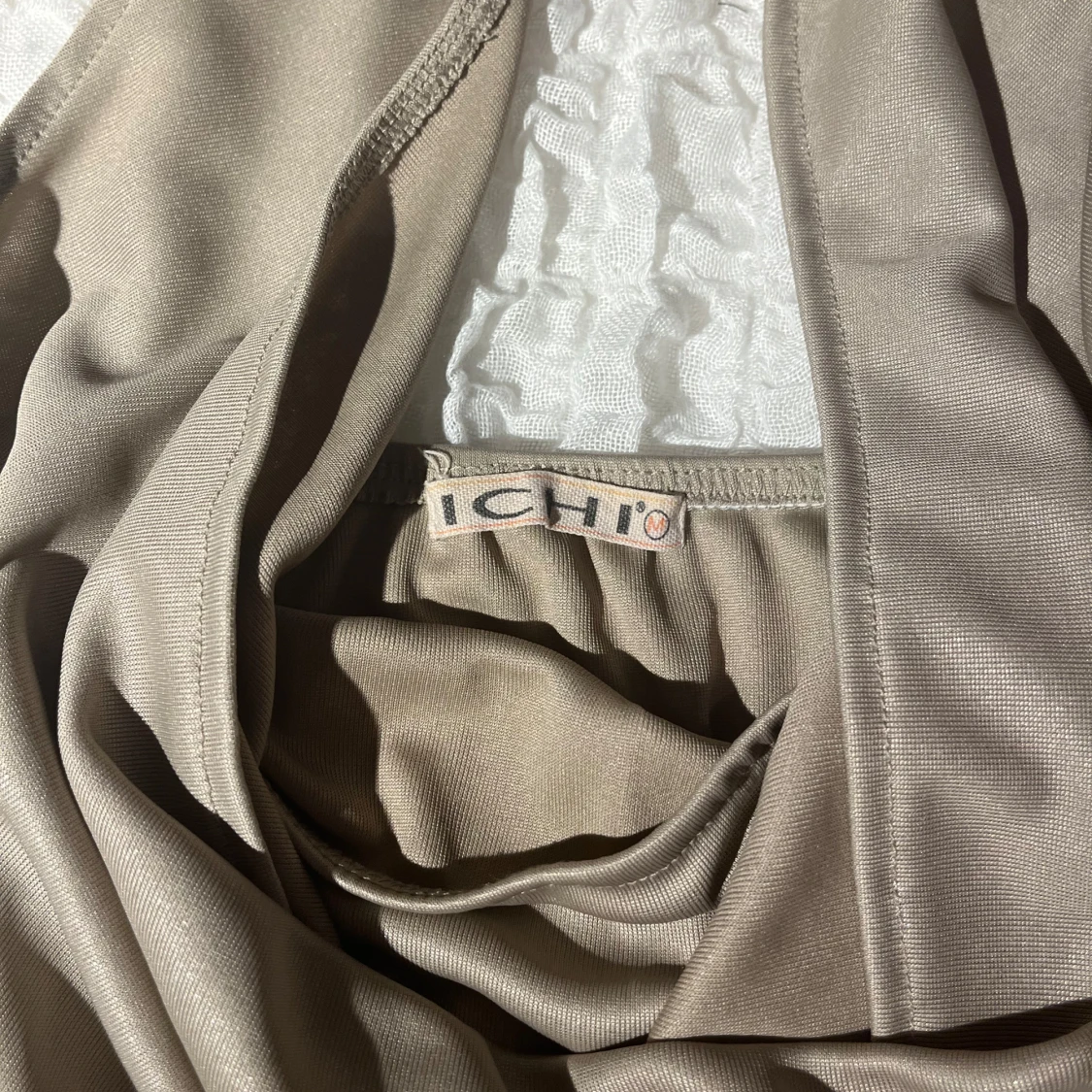 Beige klänning från ICHI - 4