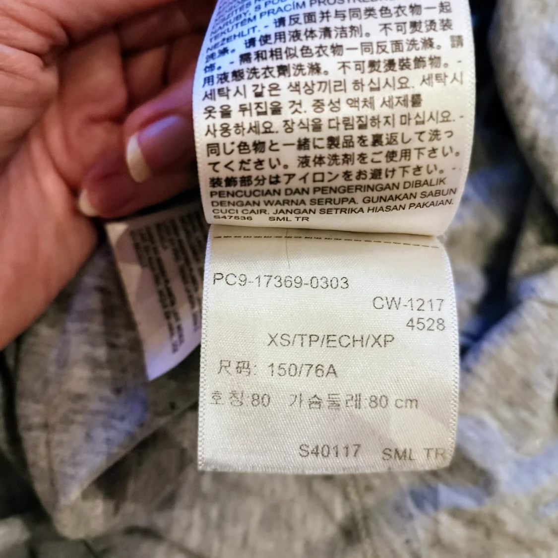 Grå Levi's t-shirt med logga - 4