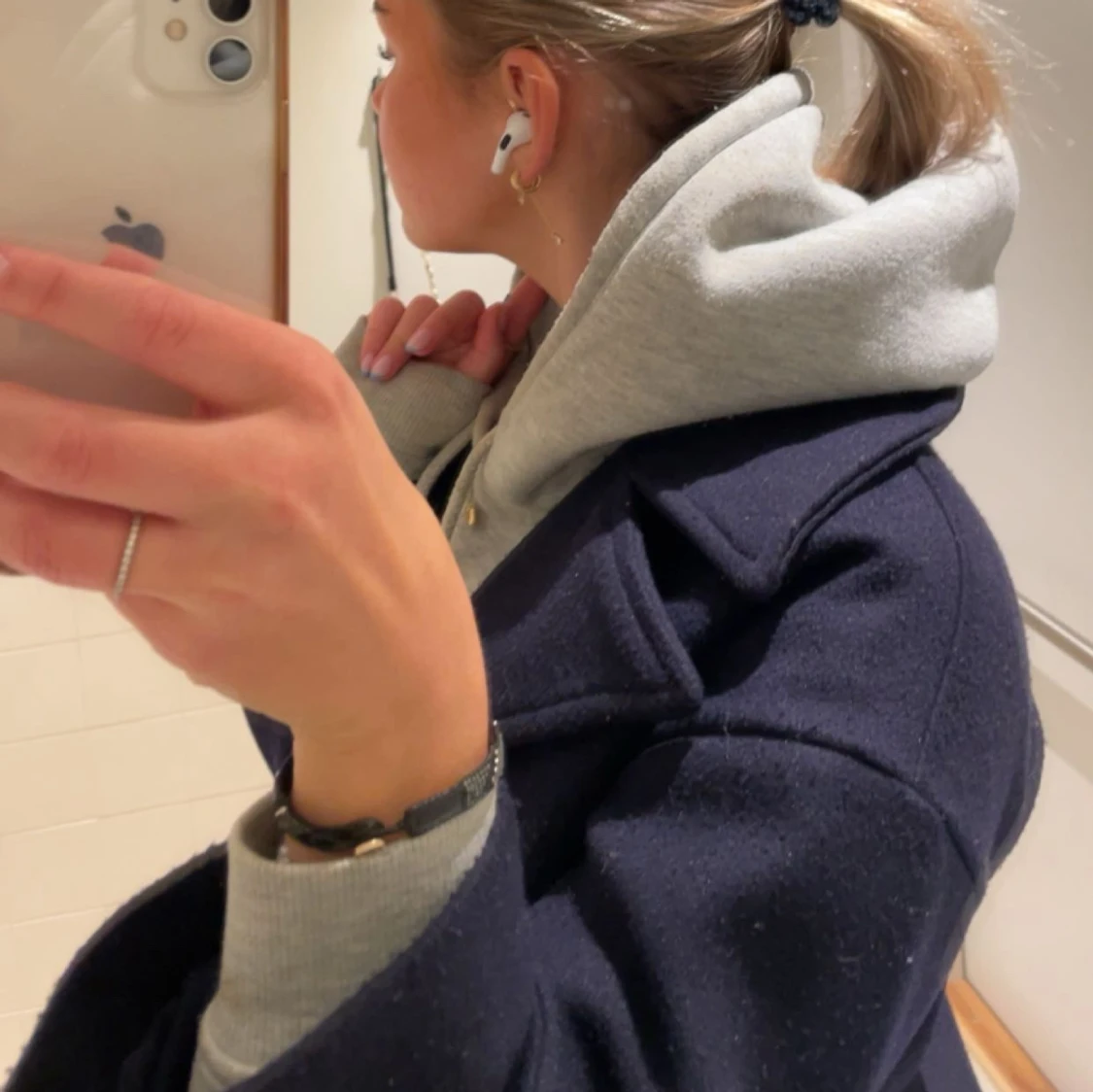 Mörkblå DesignbySi kappa