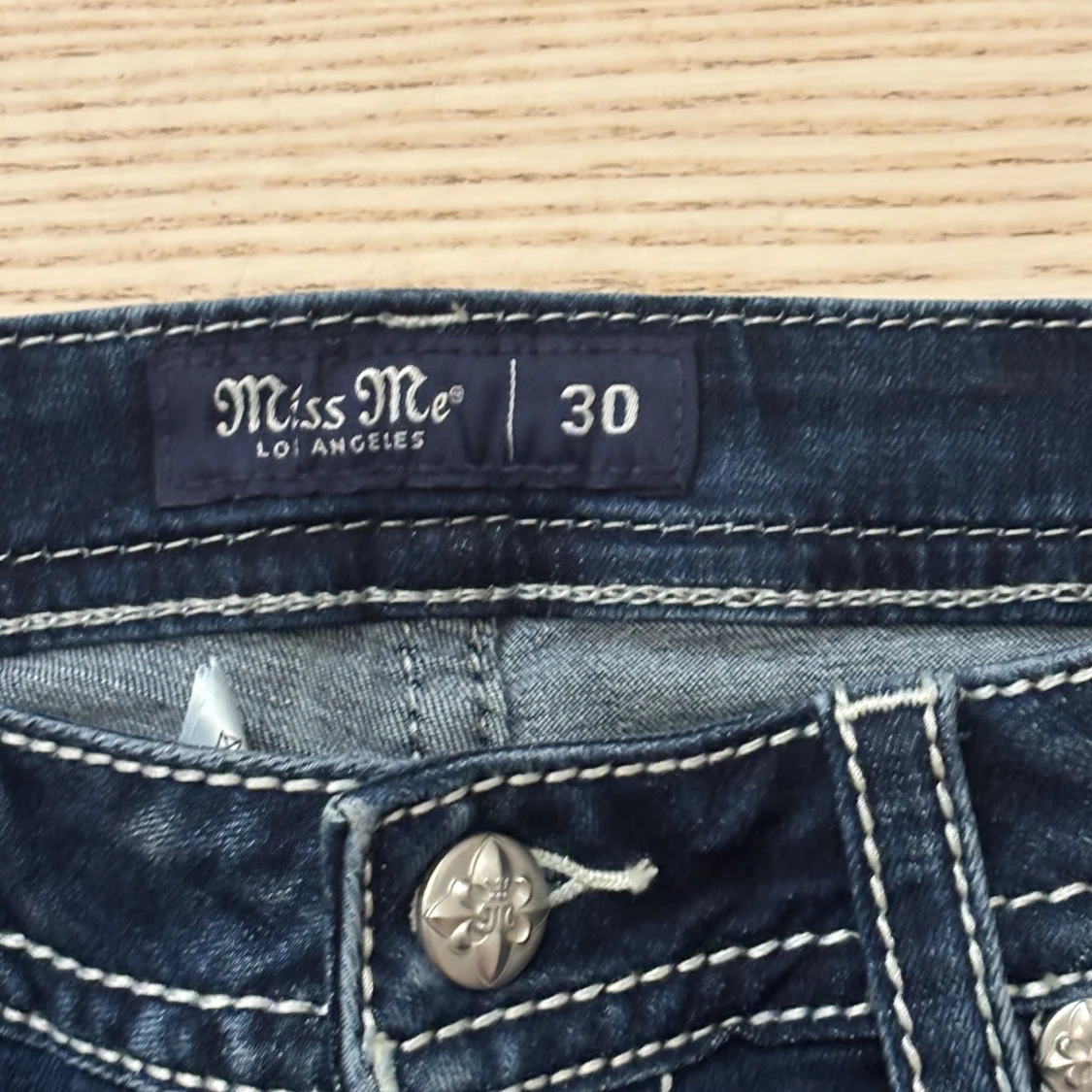 Snygga jeans från Miss Me💙 - 4