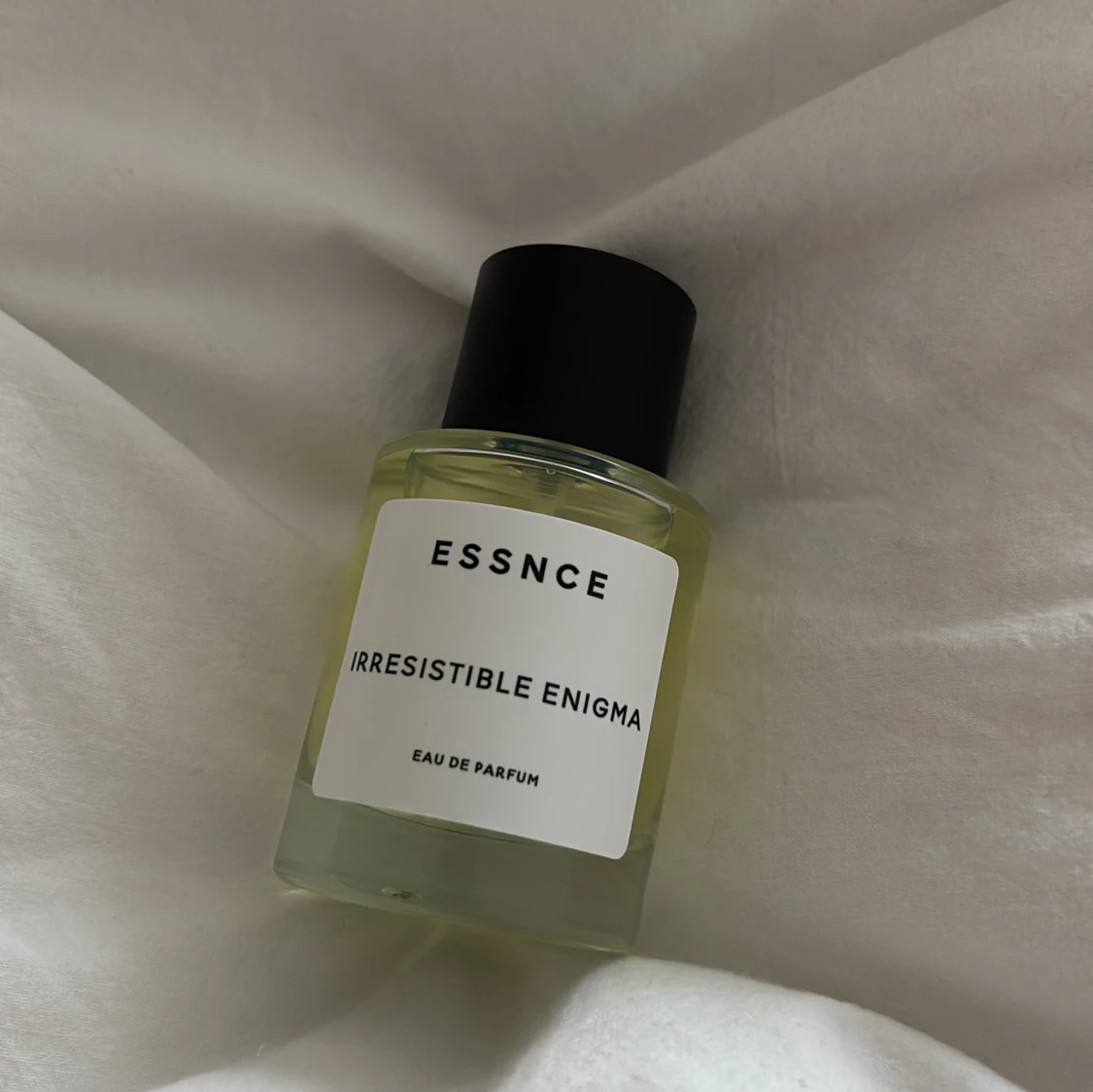 ESSNCE Irresistible Enigma 