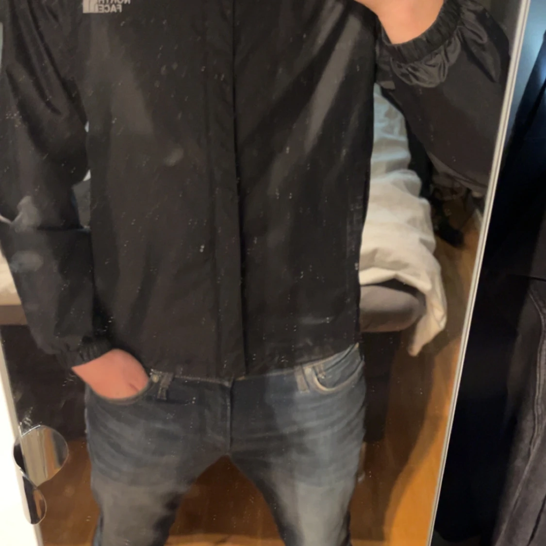 Svart vindjacka från The North Face