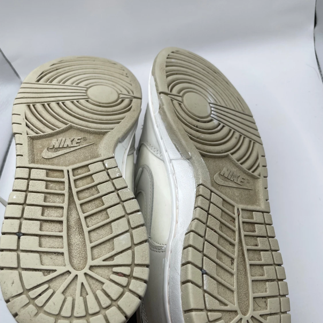 Nike dunk low EU 37 Grå vit - 3