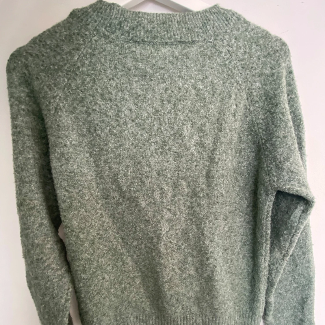 Ljusgrön stickad tröja från Vero Moda - 1