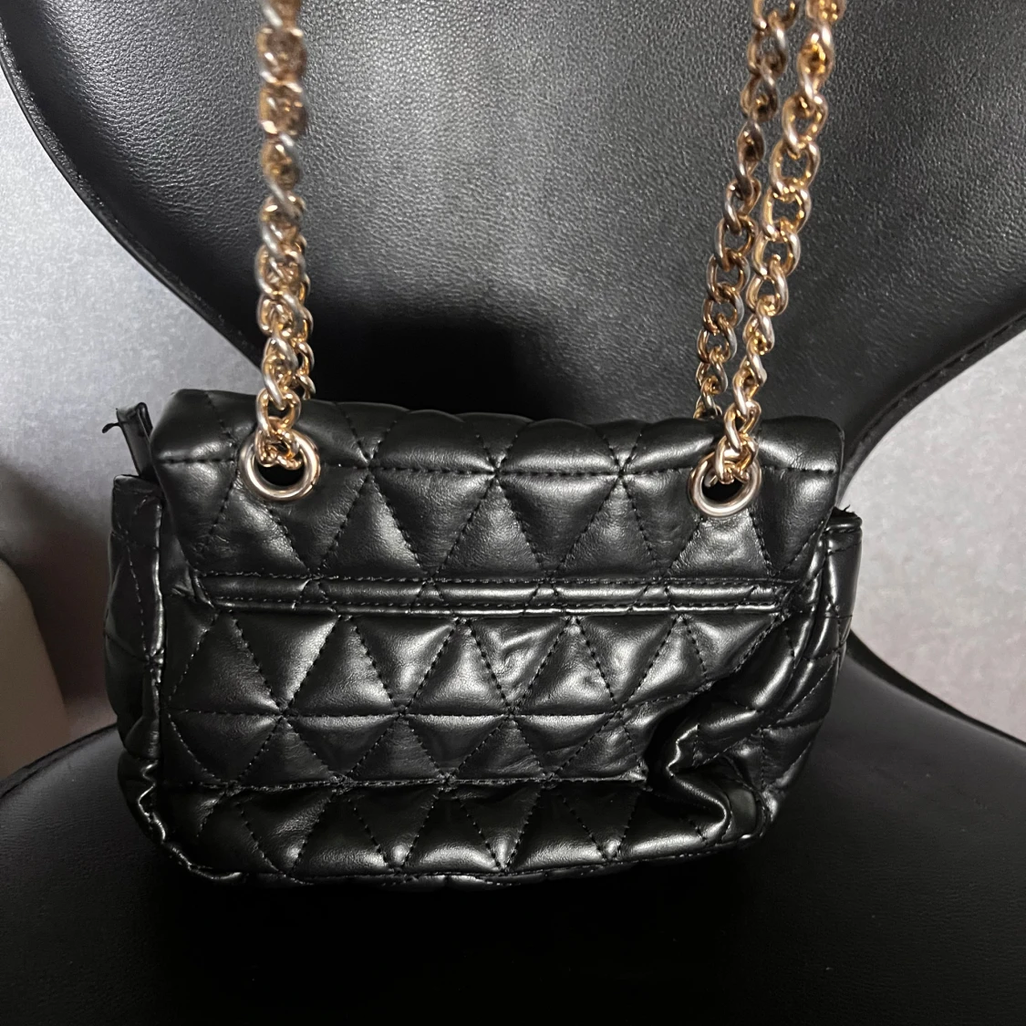 Svart axelväska från Catwalk - 1