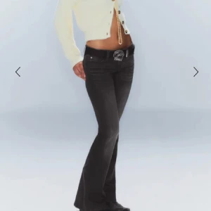 Cheap Monday jeans  - Jätte fina, använda typ 5 ggr