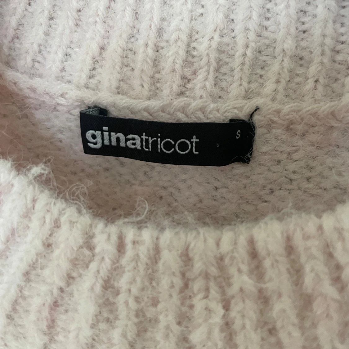 Ljusrosa stickad tröja från Gina Tricot - 2