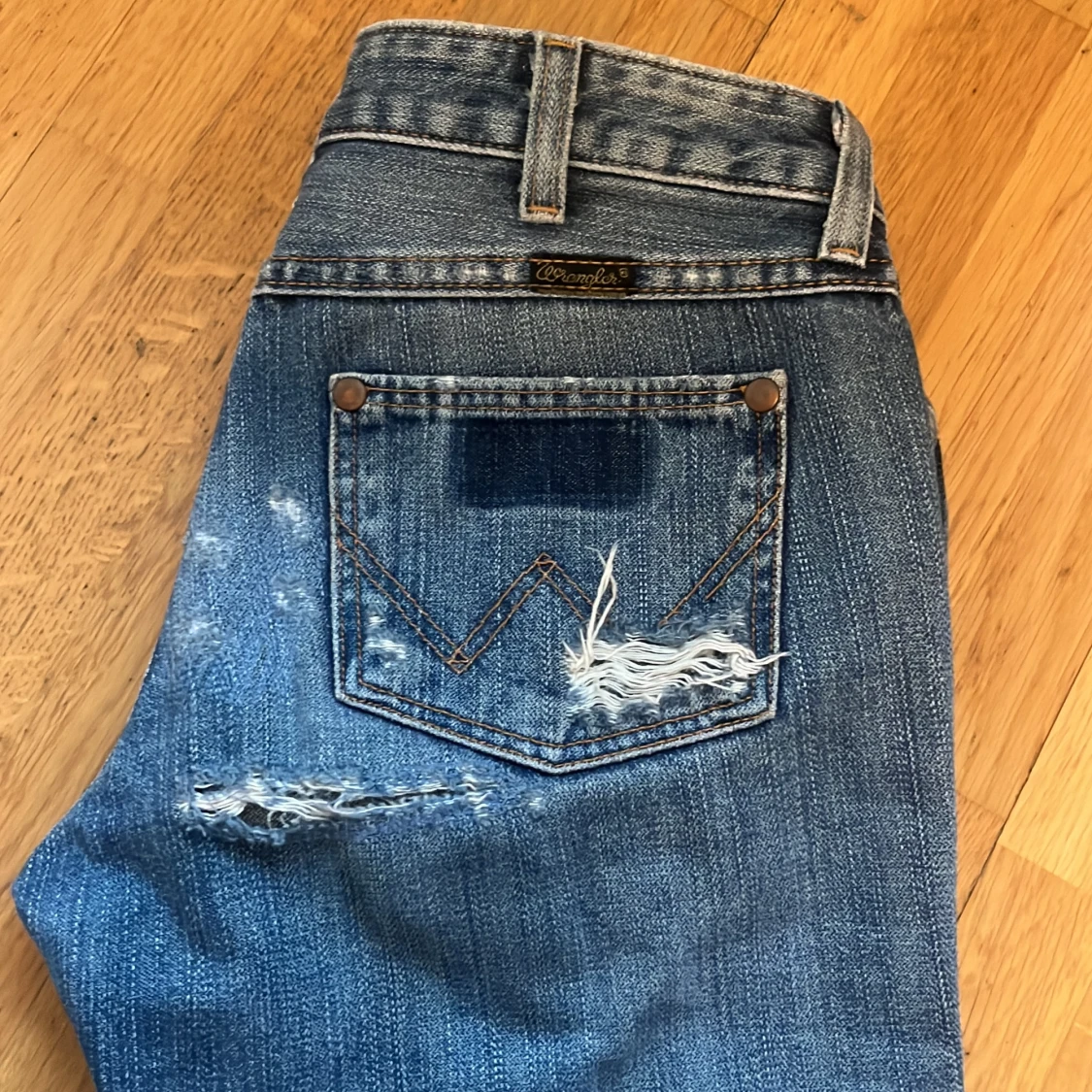 Lågmidjade jeans från Wrangler - 4