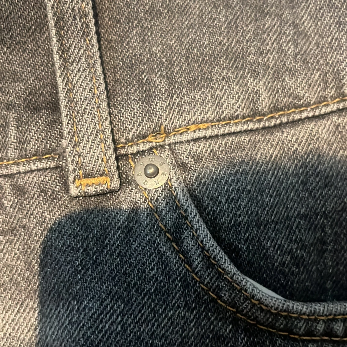 Grå jeanskjol från Weekday - 4