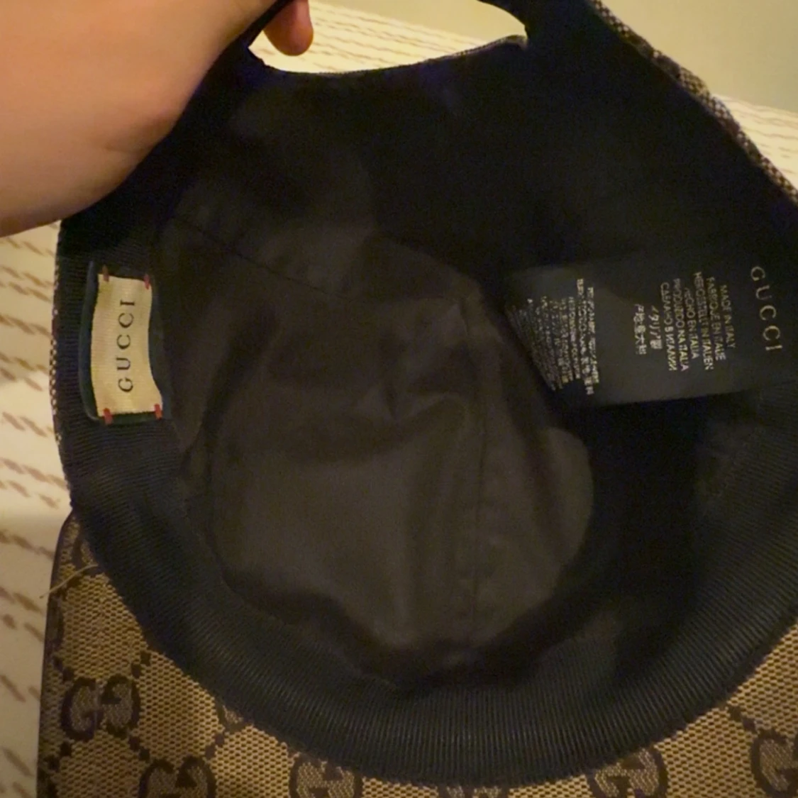 Beige keps med monogram - 4